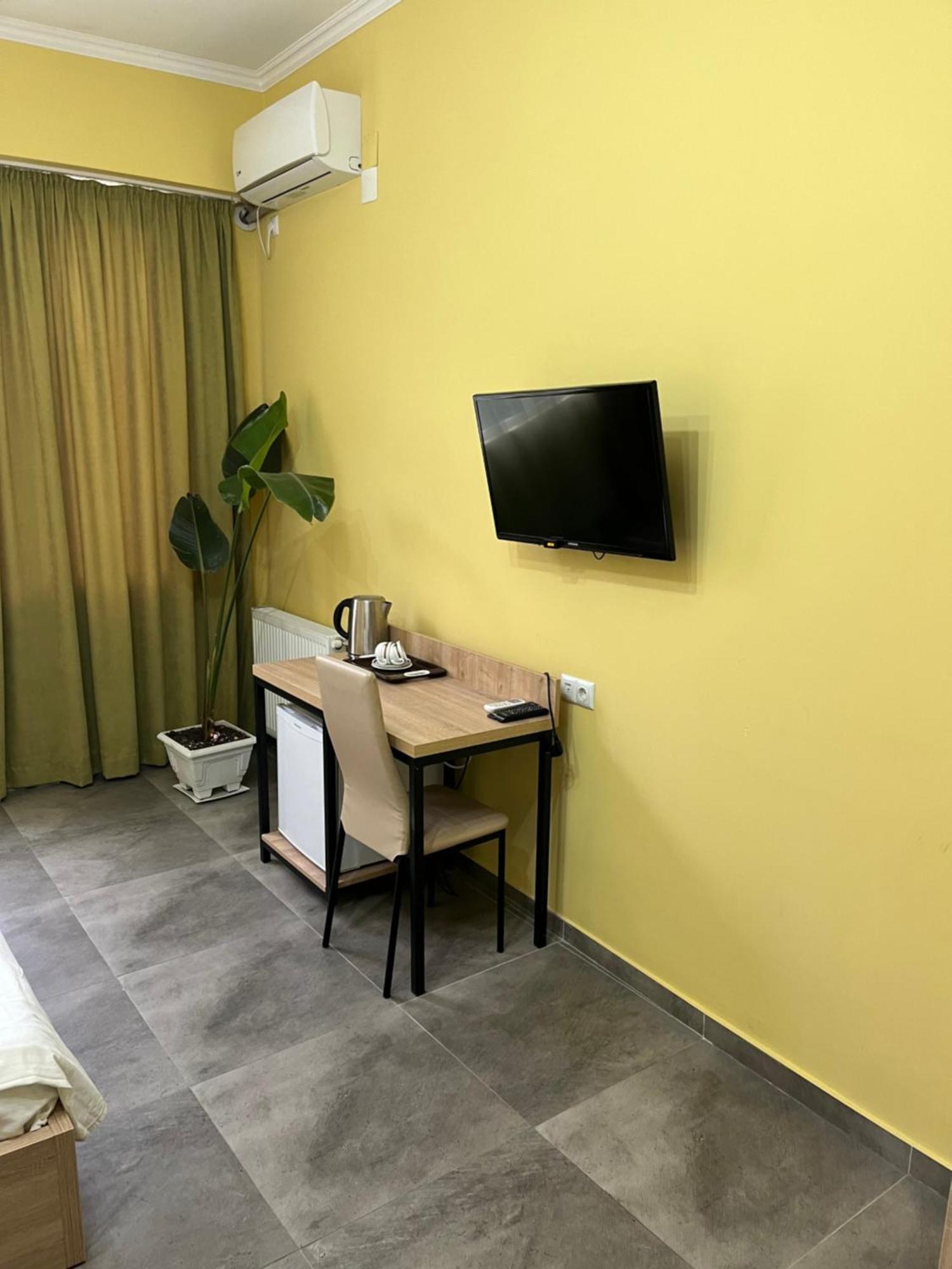 Westay Hotel Tbilisi Exterior foto